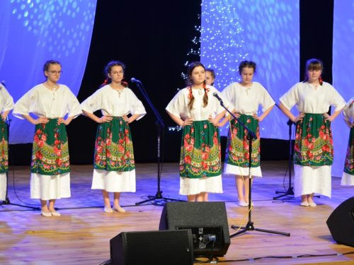 „Śpiewajcie Aniołowie”: Zaśpiewali najpiękniejsze kolędy i pastorałki [zdjęcia]